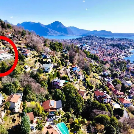 Apartment In Near And Islands