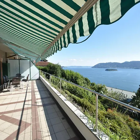 In Near And Islands Apartment Verbania
