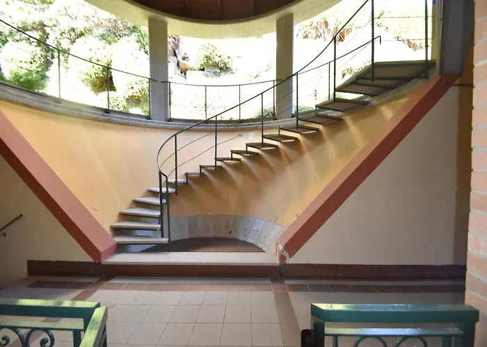 Apartment In Near And Islands *